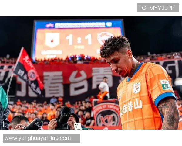 足球市场利好消息频传球迷热情高涨赛事期待不断升级